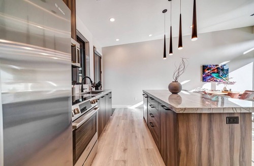 Zion National Park South Entrance Apartment | LaFave-Luxury Suite at Zion: The Sentinel