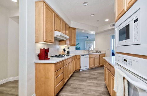 Carlsbad Condo | Lagoon Views | Pool | Hot Tub | Gated Community