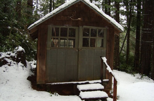 Georgetown Cabin | Lagunita- lakeside cabin w/2 bunkhouses & HOT TUB! $300. Per night for all 3!