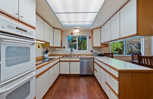 Lake Almanor Country Club House | Lake Almanor Getaway Near Beach & Golf Course