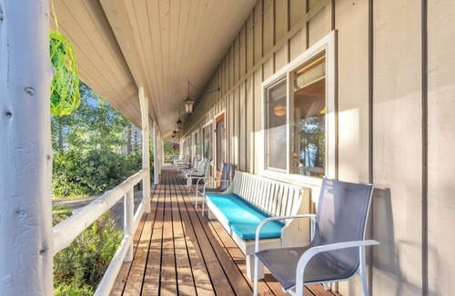 East Shore Cabin | Lake Almanor Resort Lakefront, Dorado Inn Cabin #2