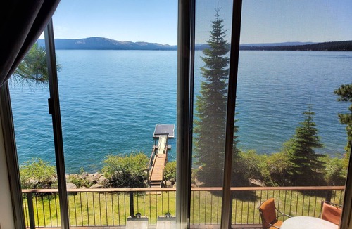 Hamilton Branch House | lake-front cabin, beautiful view!