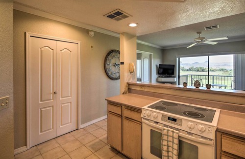 Lake Havasu City Apartment | Lake Havasu Getaway w/Golf Course & Lake Views!