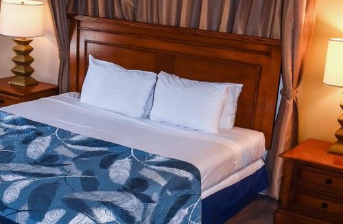 Lake Las Vegas Resort | Lake Las Vegas Village