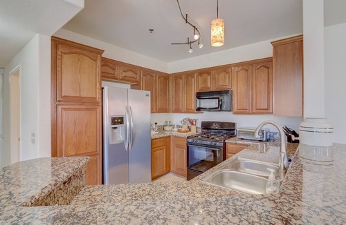 Boulder City Condo | LAKE LIFE