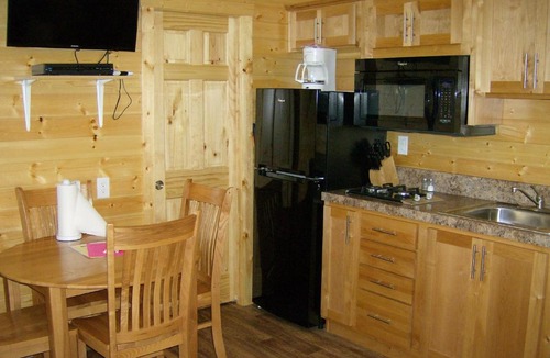 Nicolaus Resort | Lake Minden Camping Resort Cottage 4