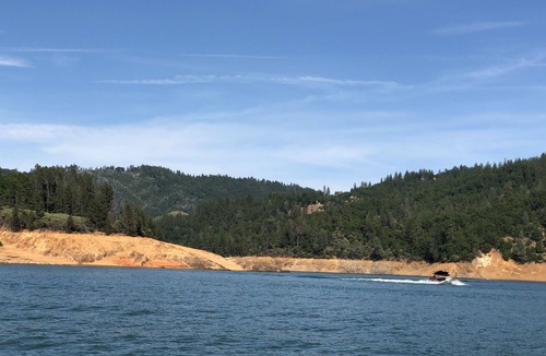 O'Brien House | Lake + Mountain view retreat