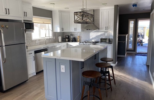 Oak Shores House | Lake Nacimiento Wine Country Home