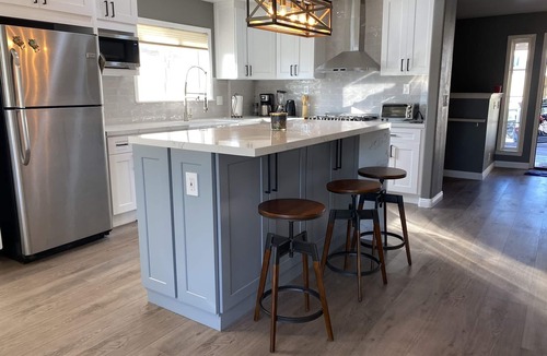 Oak Shores House | Lake Nacimiento Wine Country Home