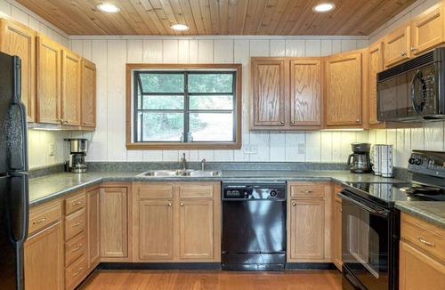 Innsbrook House | Lakefront A-Frame | Kayaks | Sleeps 15