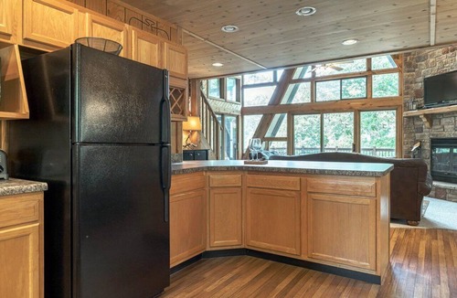 Innsbrook Ski Chalet | Lakefront A-Frame | Private Dock + Pets