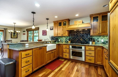Groveland Cabin | Lakefront Cabin with Private Dock, Pool, Tennis Court and Balcony in Groveland, California