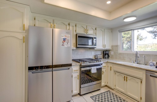 Pismo Beach House | Lakefront Grover Beach Home ~ Walk to Ocean!