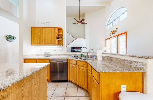 Garden Lakes House | Lakefront home with private pool, kayak, cornhole, & pool table