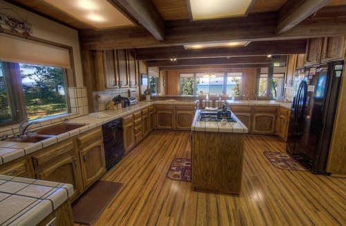Al Tahoe House | Lakefront | Hot Tub | Sauna | Games | Pet Friendly