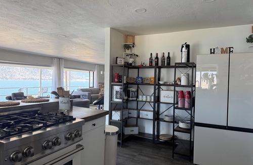 Wofford Heights House | Lakefront property