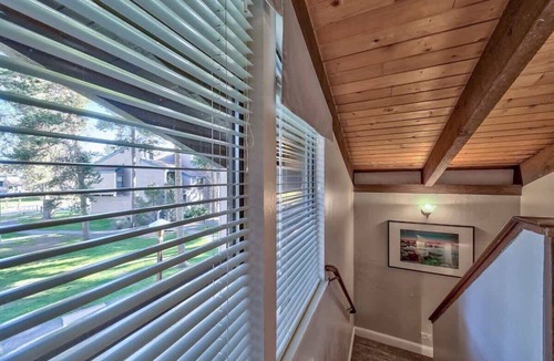 South Lake Tahoe House | Lakefront Townhome in South Lake Tahoe