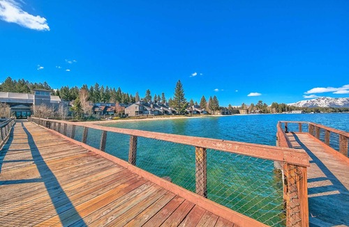South Lake Tahoe House | Lakefront Townhome in South Lake Tahoe