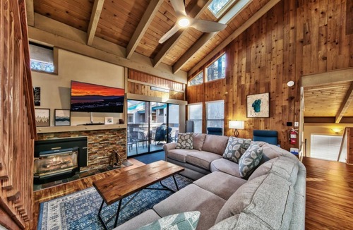South Lake Tahoe House | Lakeland Village #506