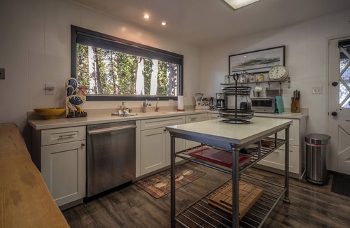 Glencoe Cabin | Lakemont Escape! | Hot Tub + Lake Privileges