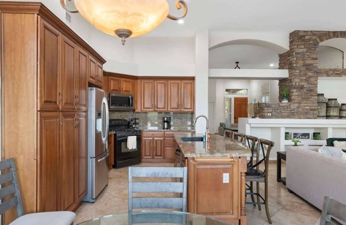 Arrowhead Ranch House | Lakeside home with private patio, Grill, Golf view