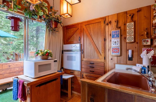 Ridgewood House | Lakeview Chalet in Carnelian Bay