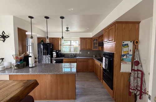Harbor House | Lakewood CA 3BR Home w/Pool & Jacuzzi – 30+ Day Rentals