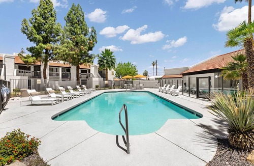 Maryvale Apartment | Landing | Amazing 1BD in Maryvale Village