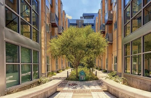 Pearl District Apartment | Landing at Pearl Studios - Studio in Northwest Portland