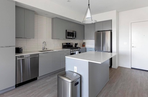 Rhodes Ranch Apartment | Landing | Beautiful 1BD, Courtyard, Gym