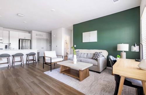 Santa Rosa Apartment | Landing | Chic 2BD, Courtyard, Gym