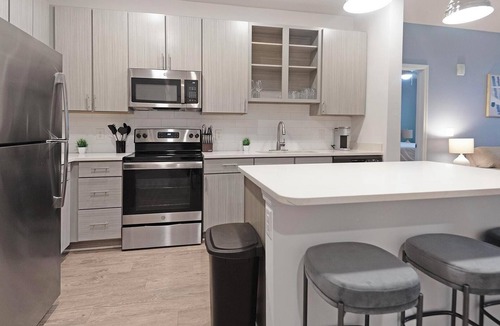 Cordova Apartment | Landing | Chic 2BD, Yoga Studio, Pool