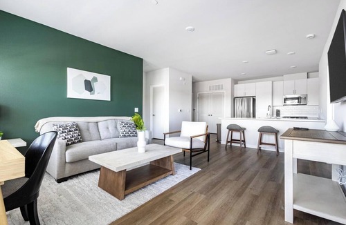 Santa Rosa Apartment | Landing | Incredible 2BD, Gym, Courtyard