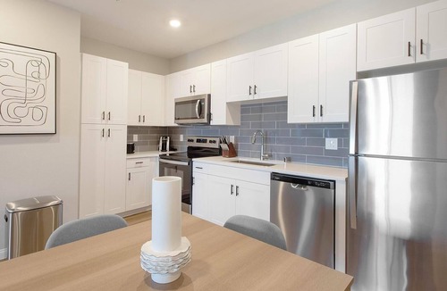 Townsite Apartment | Landing | Incredible 2BD, Rooftop Lounge, Pool