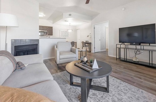 Greenbell Apartment | Landing | Modern 1BD, Gym, Pool