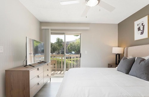 Coronado Apartment | Landing | Spectacular 1BD, Pool, Clubhouse