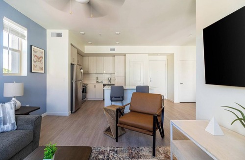 Temecula Apartment | Landing | Spectacular 1BD, Game Room, Gym