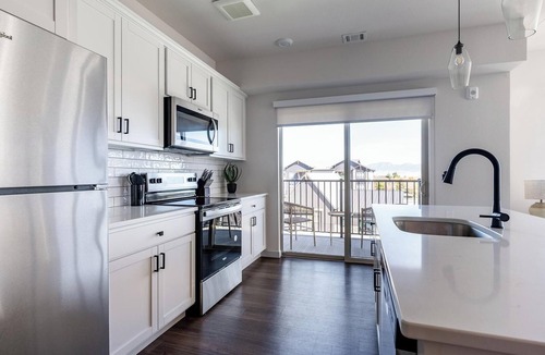Prescott Valley Apartment | Landing | Stunning 1BD, Clubhouse, Gym
