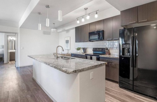 Arrowhead Ranch Apartment | Landing | Stunning 2BD, Gym