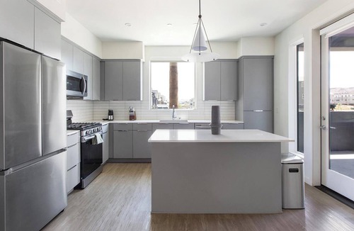 Rhodes Ranch Apartment | Landing | Stylish 2BD, Clubhouse, Rooftop Lounge
