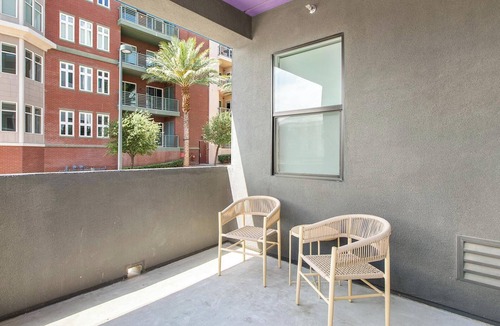 Rhodes Ranch Apartment | Landing | Stylish 2BD, Clubhouse, Rooftop Lounge