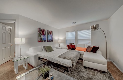 Las Vegas House | Large 6 Bedrooms Home 13 Miles to Las Vegas Strip License Number G66-06299