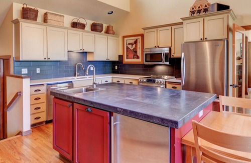 Black Butte Ranch House | Large Black Butte House - Perfect for Extended Families!