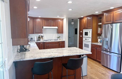 Eugene House | Large Home - 2200 Sq. Ft. - Near Campus - Hot Tub!