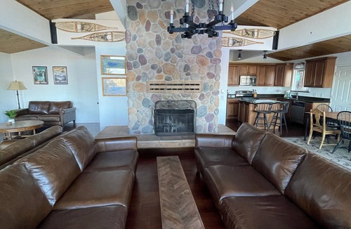 Tahoma House | Large Home, Lovely Lake Views, Great Getaway