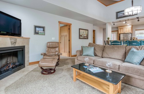 Rockaway Beach House | Large Spacious Lakeside Home with Kayaks, Fenced Yard, Blocks to the Beach