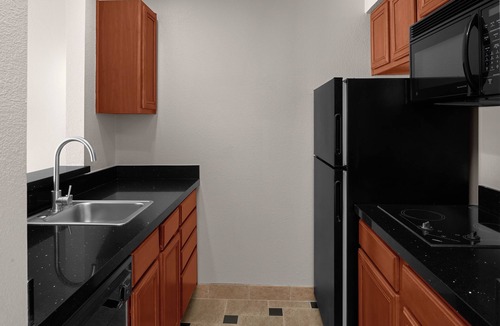 Folsom Hotel | Larkspur Landing Extended Stay Suites Folsom
