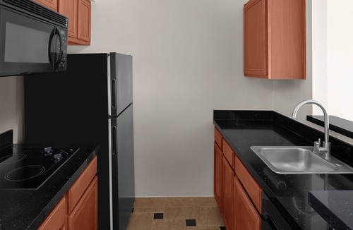 Folsom Hotel | Larkspur Landing Extended Stay Suites Folsom