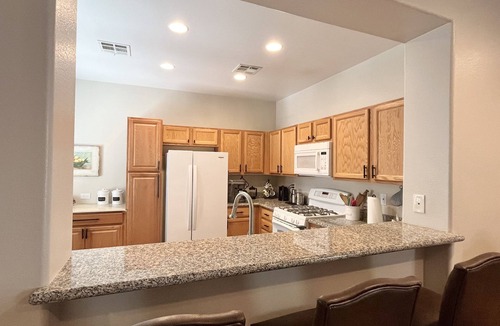 Silverstone Ranch House | Las Vegas Single Story King Bed Quiet Neighborhood