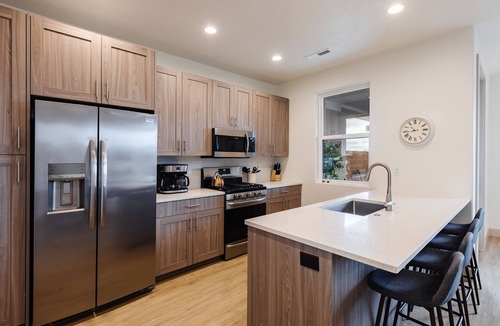 Santa Clara House | Lava Flow @ Heritage Point - Santa Clara